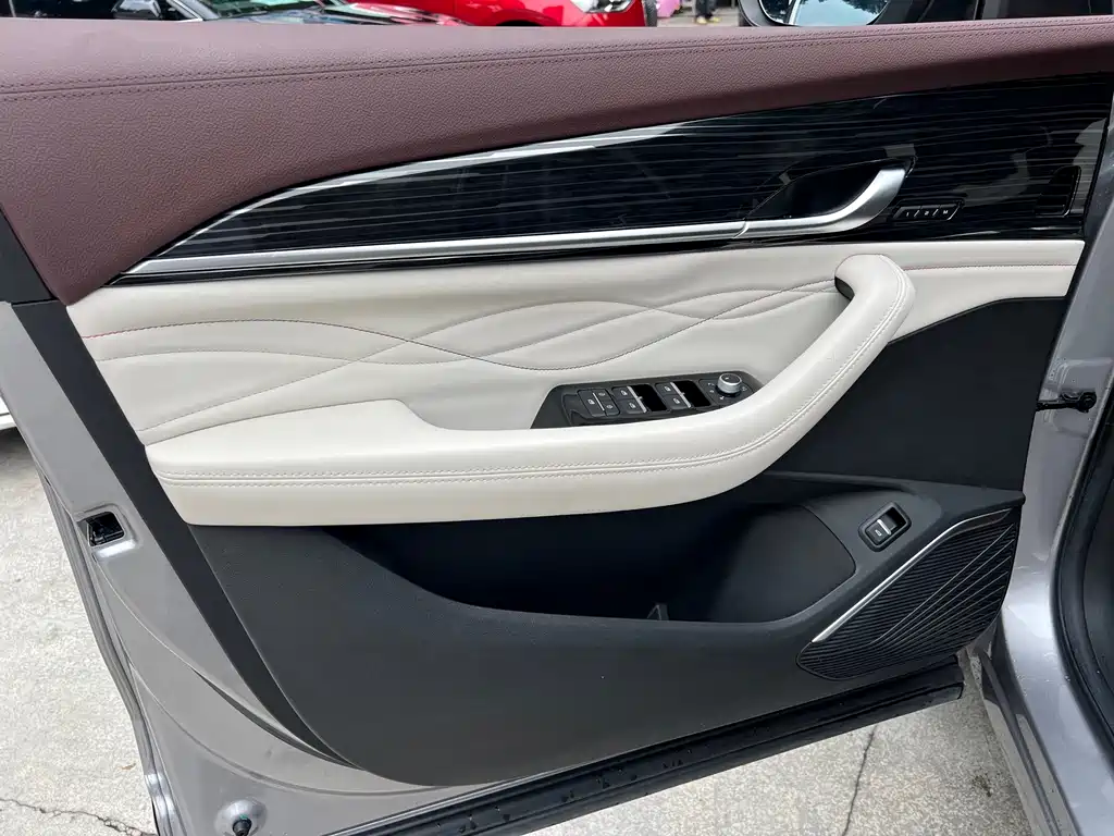 Geely Xingyue L — миниатюра 7