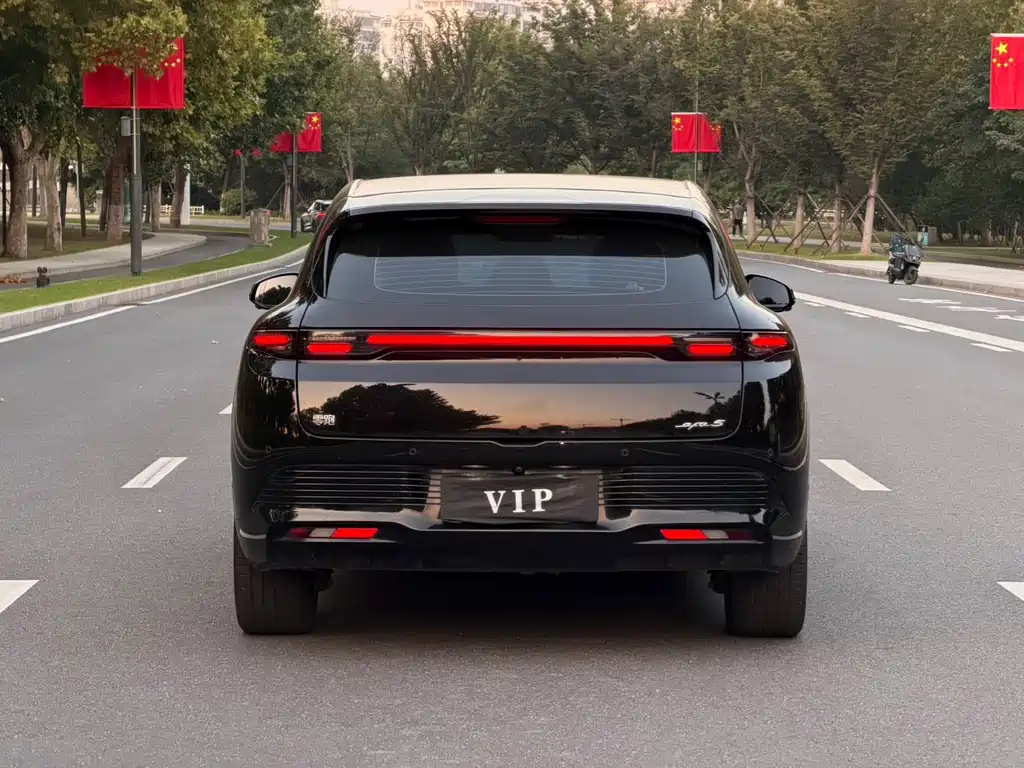 Leapmotor Leapmotor Lafa5 — миниатюра 5