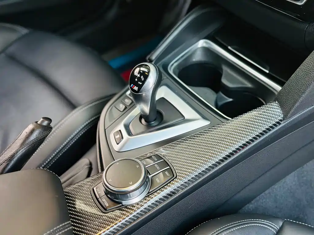 BMW M3 — миниатюра 16