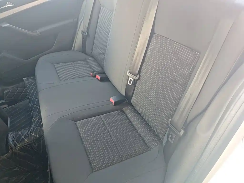 Volkswagen Lavida — миниатюра 17