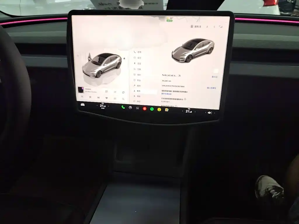 Tesla Model 3 — миниатюра 10