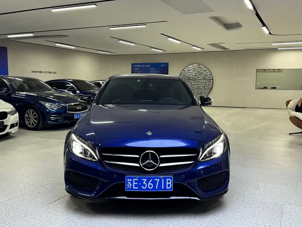 Mercedes-Benz C-Class — миниатюра 2