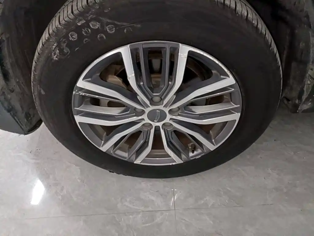 Geely Boyue — миниатюра 23