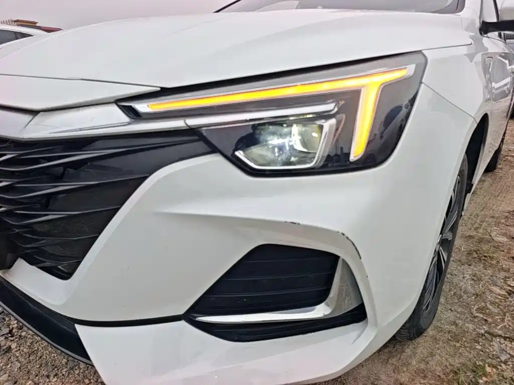 Roewe i6 MAX New Energy — миниатюра 24