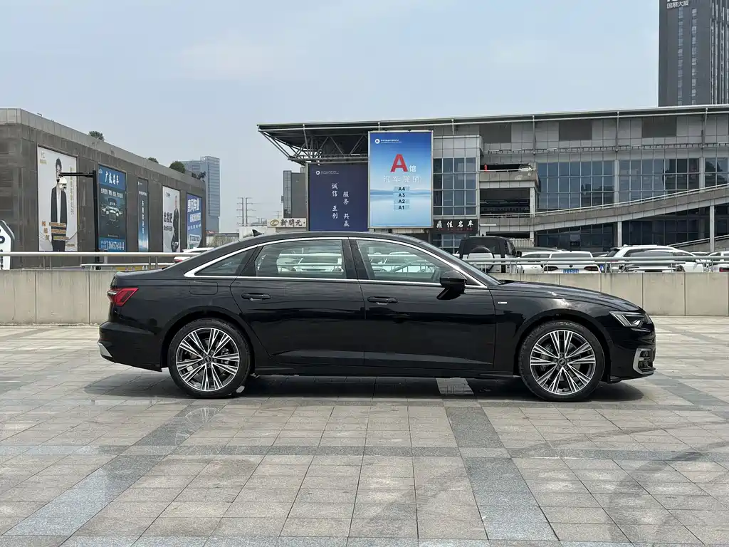 Audi A6L 2026 45 TFSI quattro