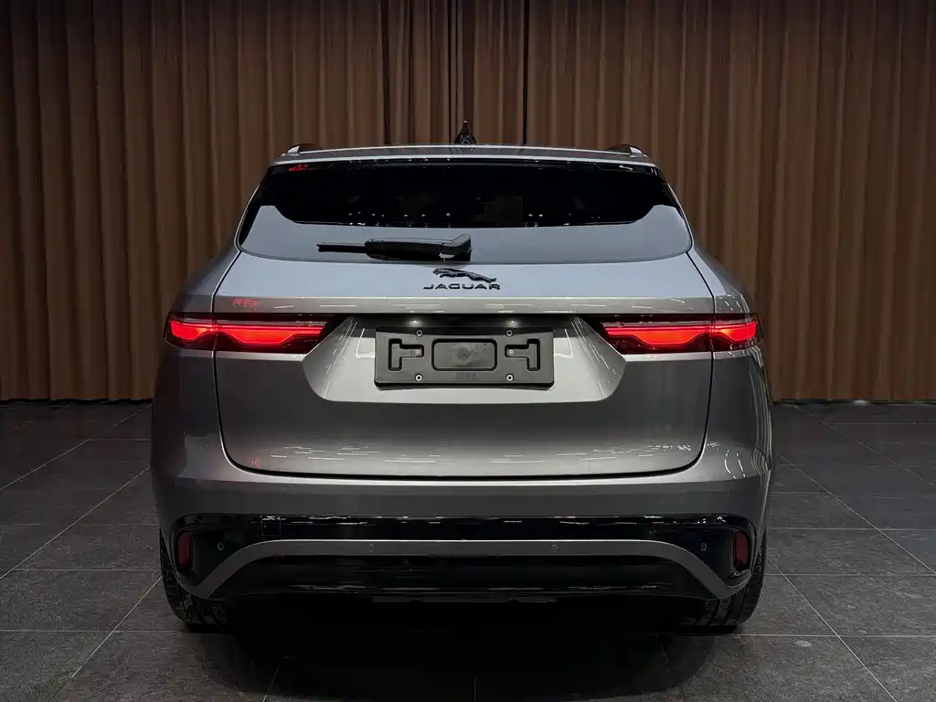 JAGUAR F PACE