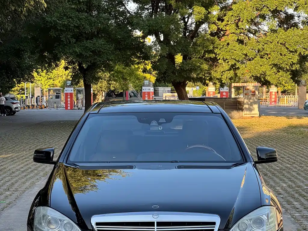 Mercedes-Benz S-Class — миниатюра 2