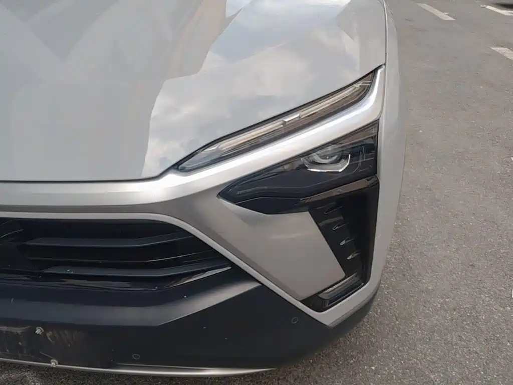 NIO ES8 — миниатюра 24