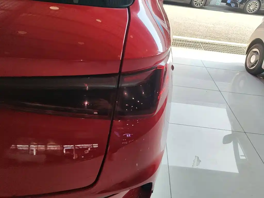 BYD e2 — миниатюра 8