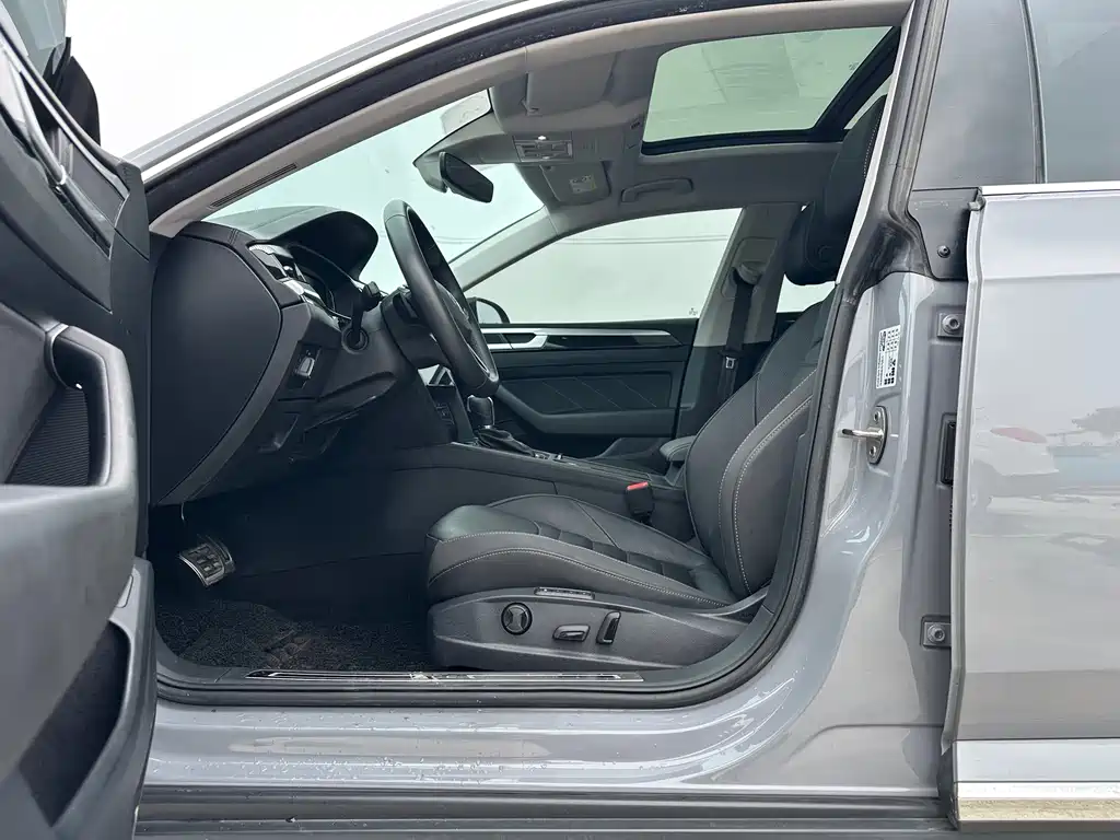Volkswagen FAW - Passat CC CC 2023 380TSI
