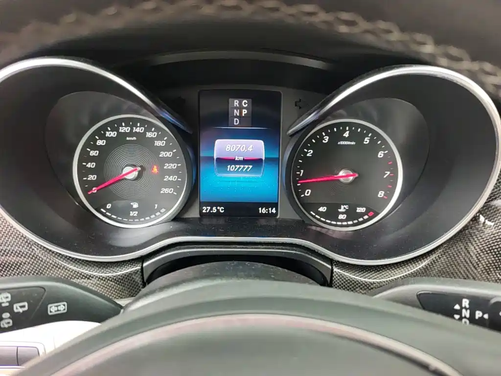 Mercedes-Benz V-Class — миниатюра 16