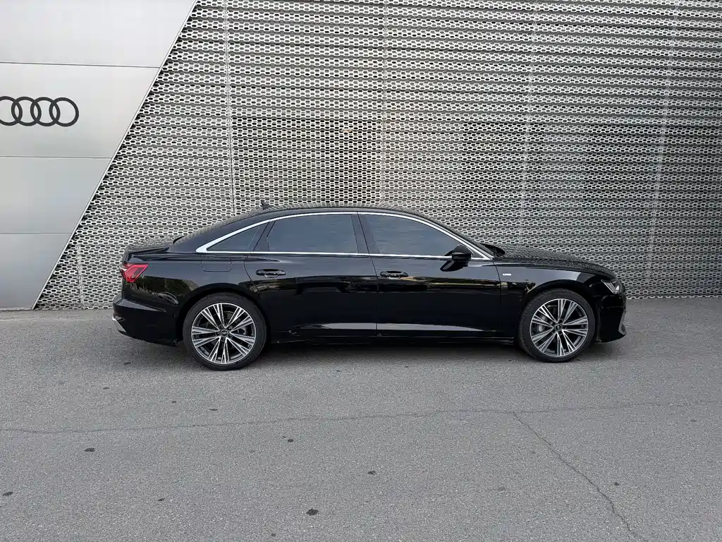 Audi A6L — миниатюра 2