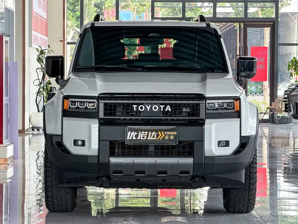 Toyota Land Cruiser Prado 2025 2.4T WX 5 мест