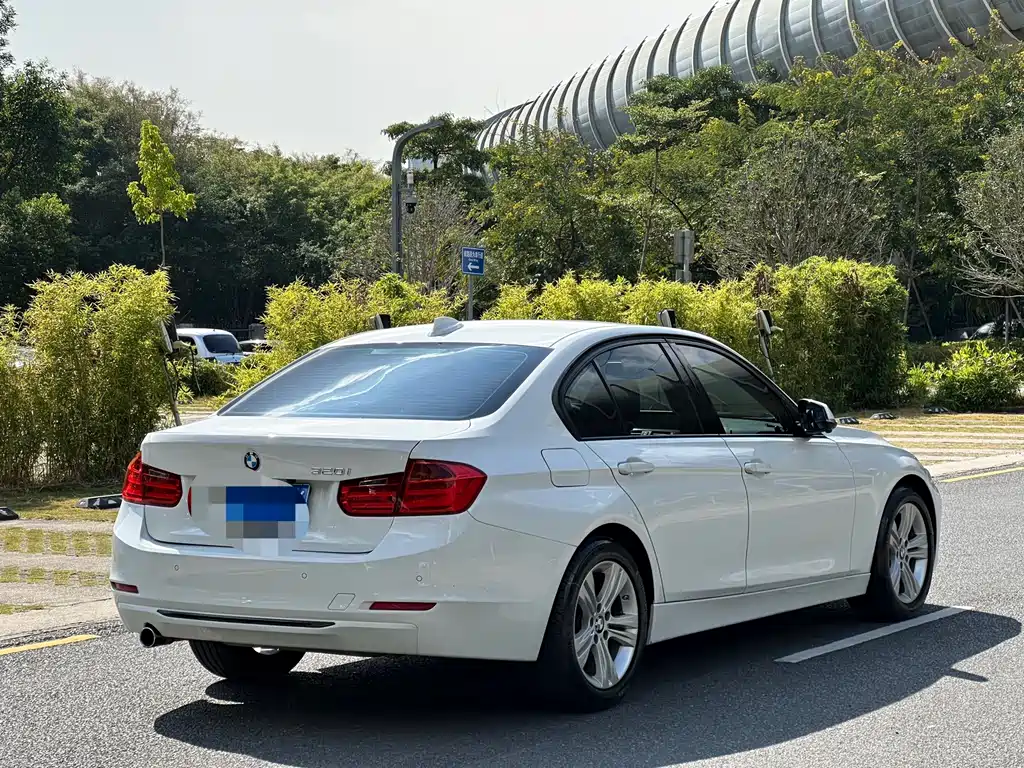 BMW 3 Series (Import) — миниатюра 8