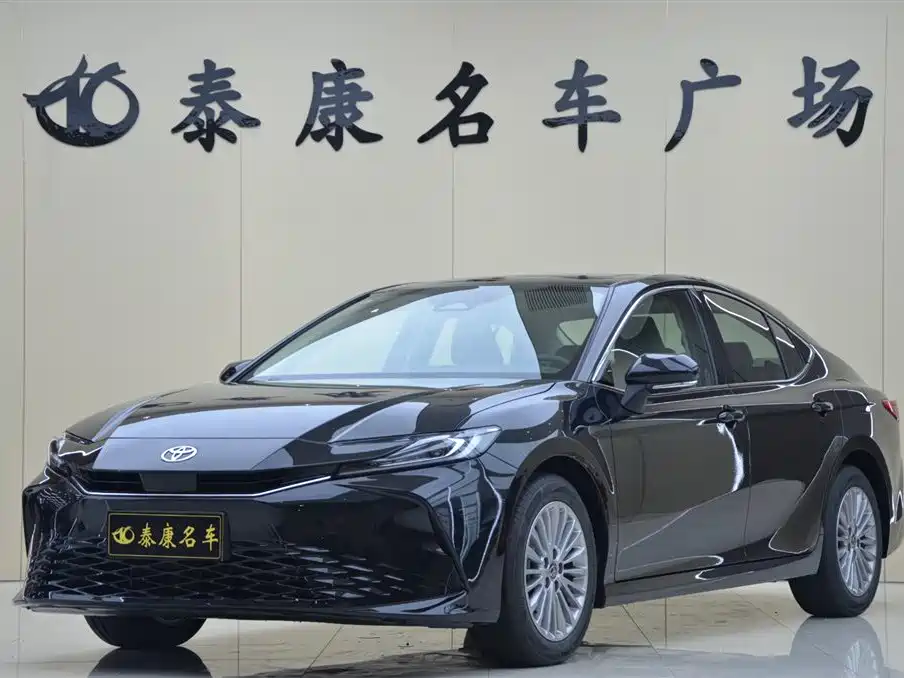 Toyota Camry 2026