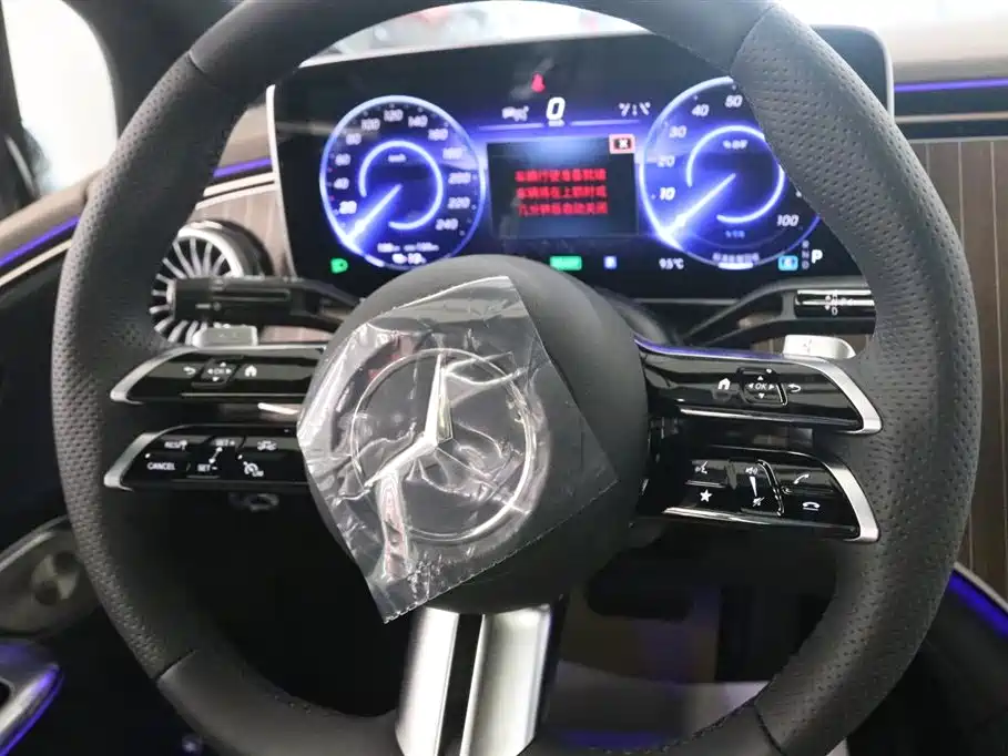 Mercedes-Benz EQE 2025 500 4MATIC