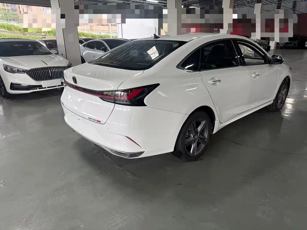 Changan Raeton Plus PLUS 2023 1.5T DCT Luxury