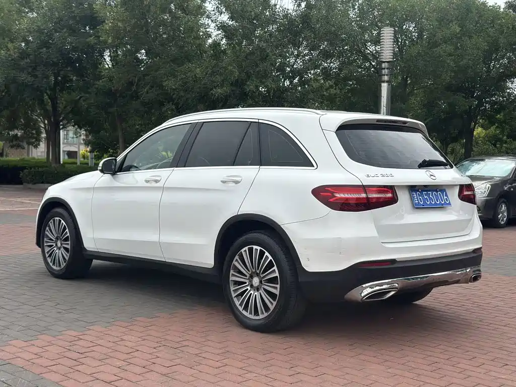 Mercedes-Benz GLC 2016 GLC 200 4MATIC