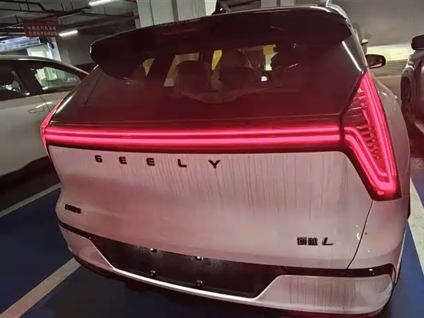Geely Boyue L L 2025 1.5TD DCT