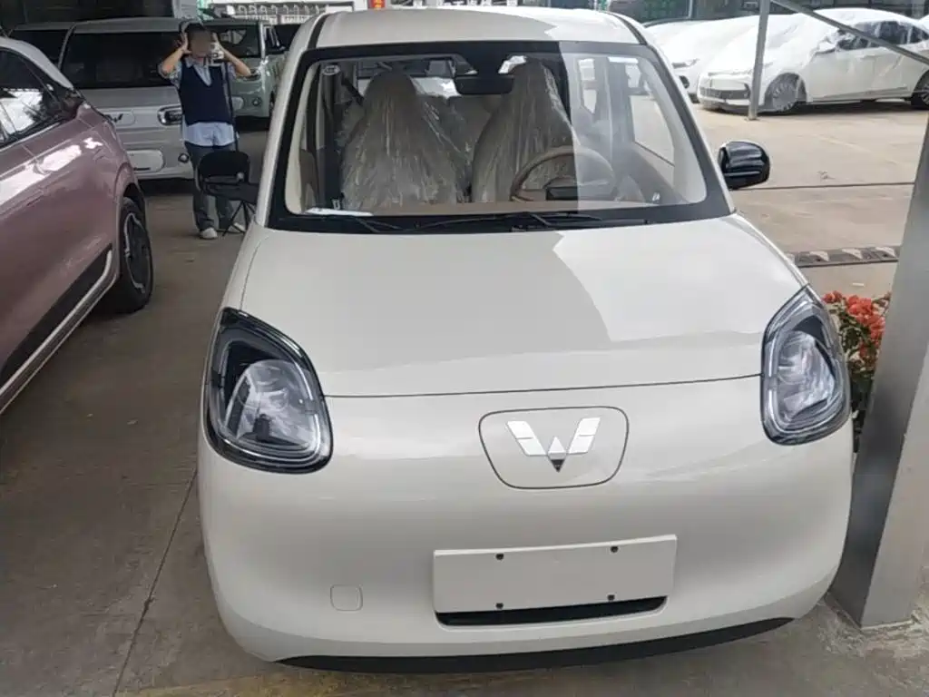 Wuling MINIEV — миниатюра 3