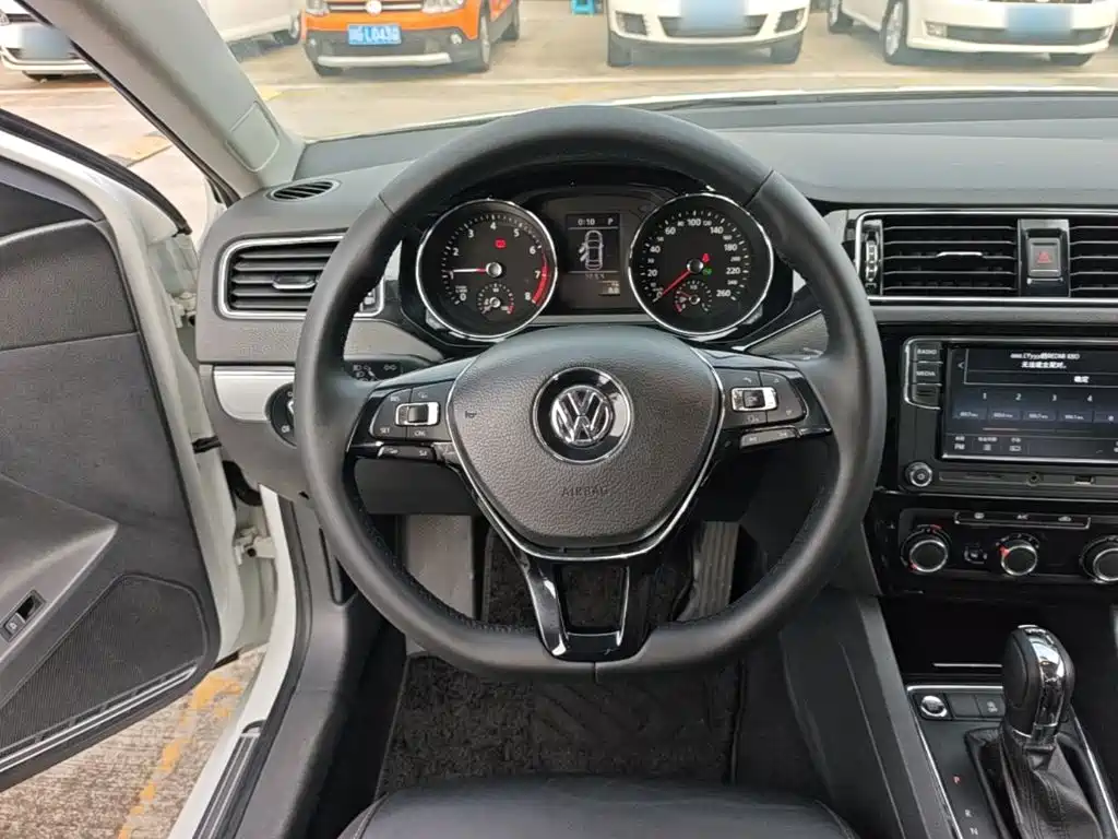 Volkswagen Sagitar — миниатюра 11
