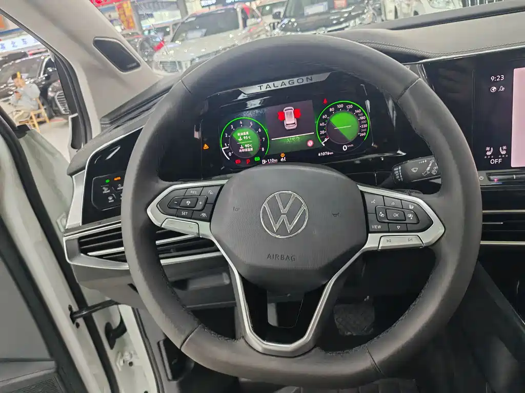 Volkswagen Viloran 2022 380TSI Flagship 6 мест