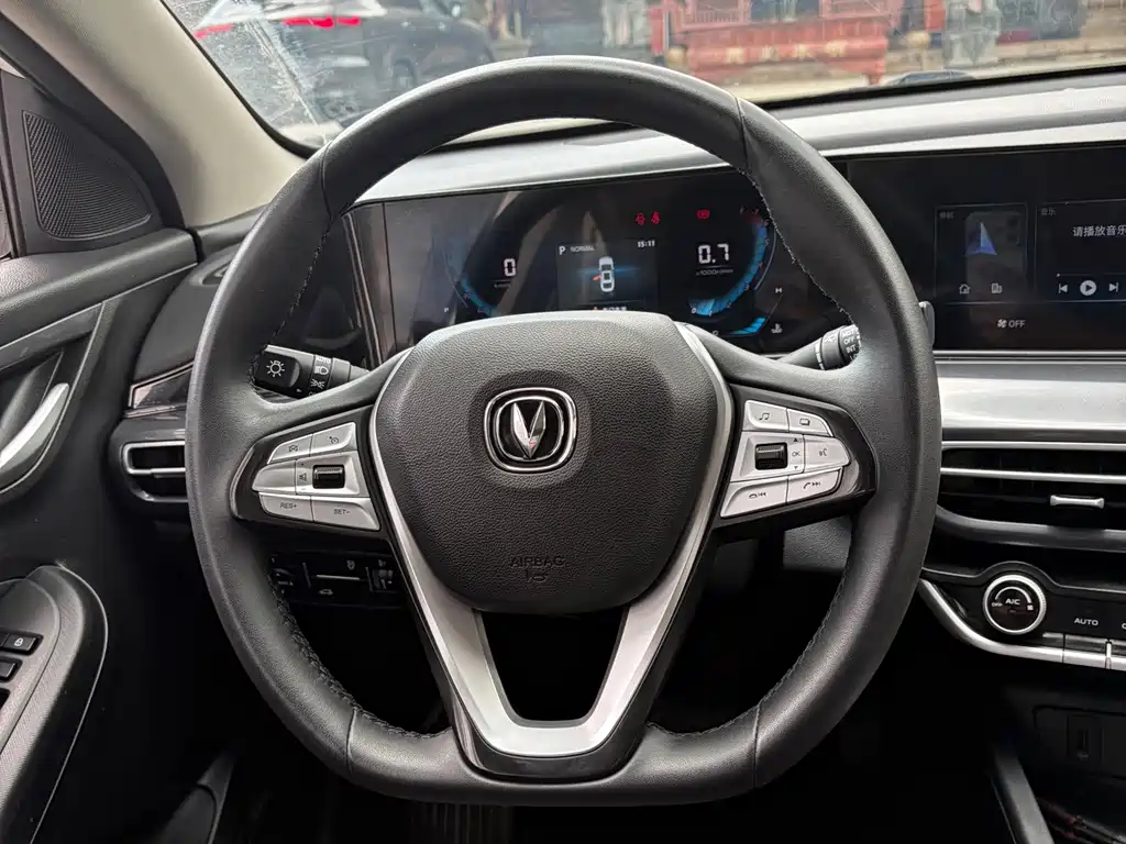 Changan Eado — миниатюра 7