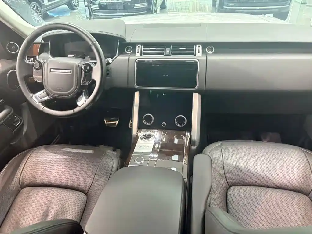 Land Rover Range Rover — миниатюра 9