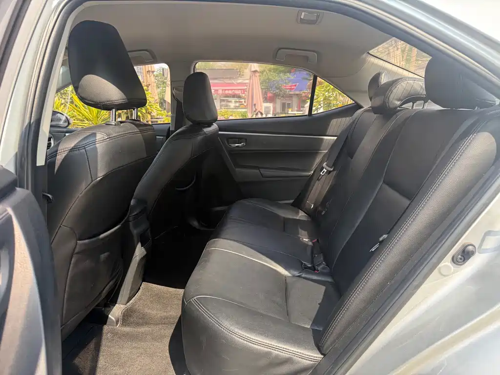 Toyota Corolla — миниатюра 6
