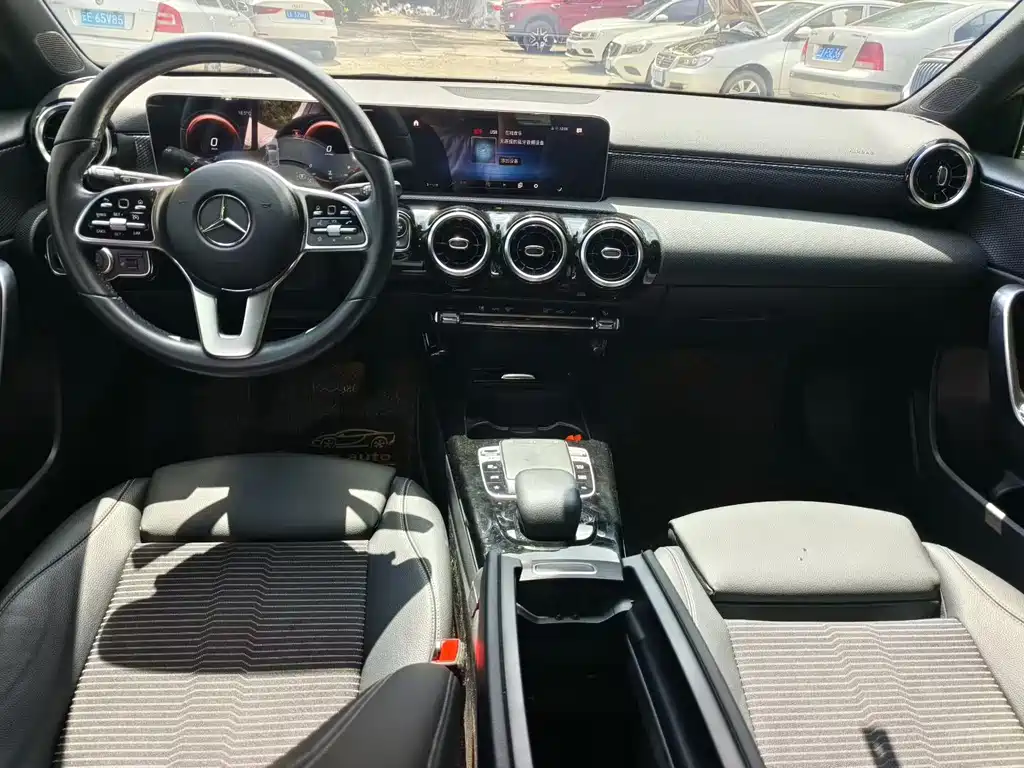 Mercedes-Benz A-Class (Import) — миниатюра 5