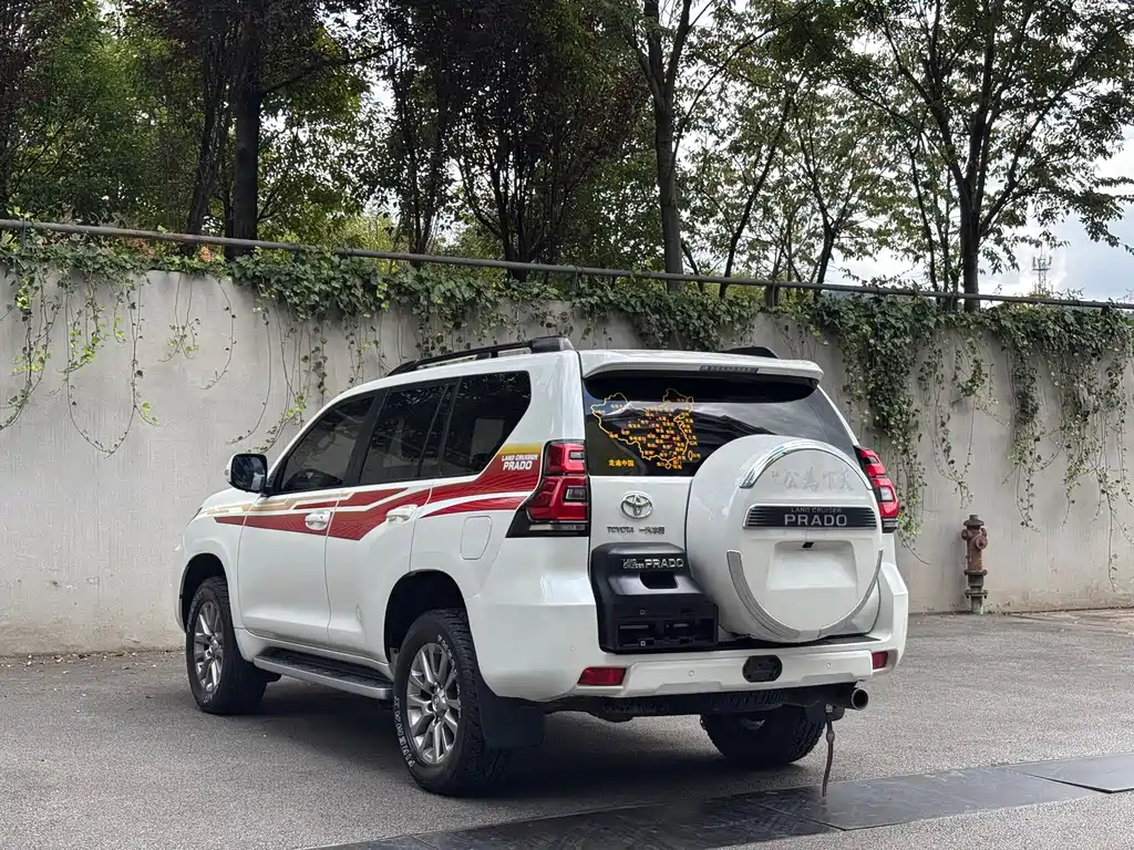 Toyota Prado — миниатюра 7