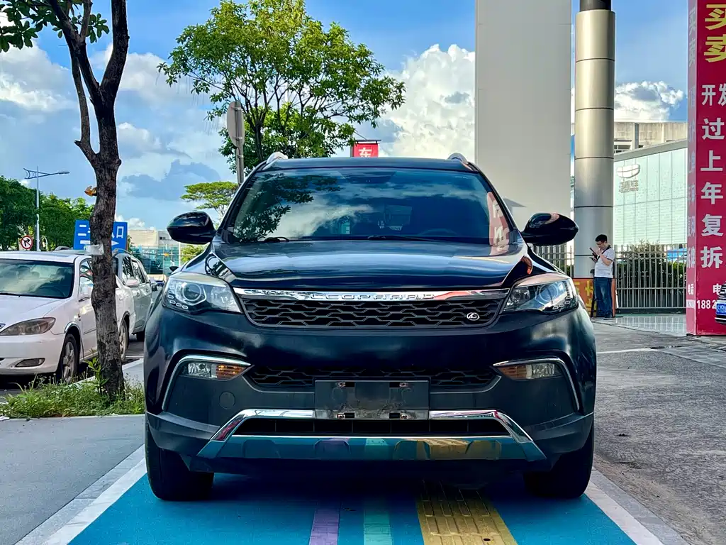 Changfeng CS10 2017 2.0T AT Luxury