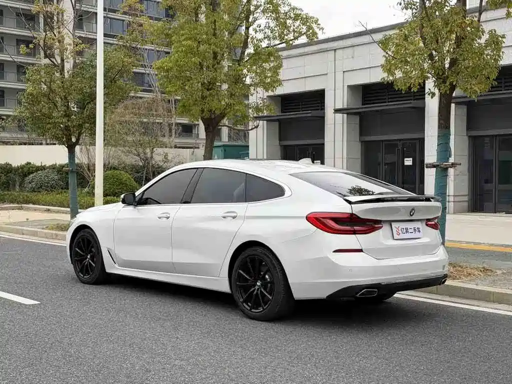 BMW 6 SERIES GT