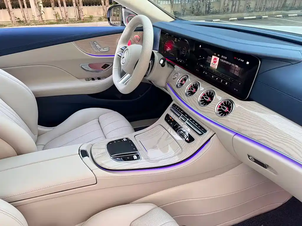 Mercedes-Benz E-Class (Import) — миниатюра 23