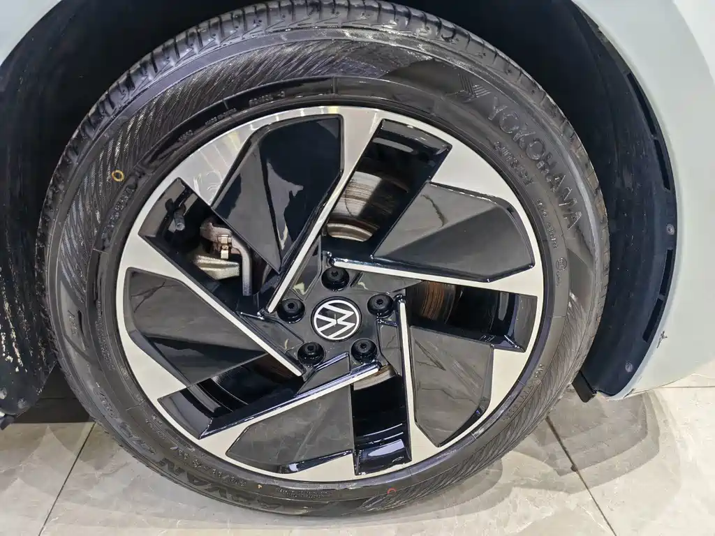Volkswagen ID.3 — миниатюра 10