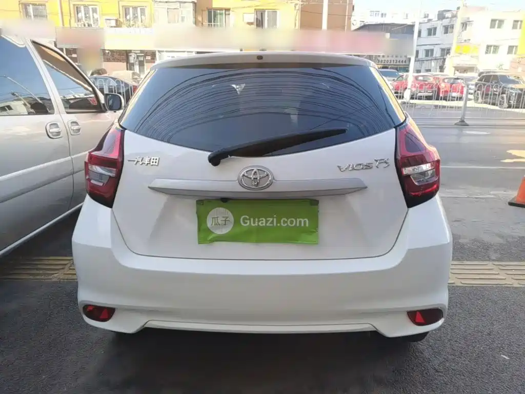 Toyota Vios FS — миниатюра 6