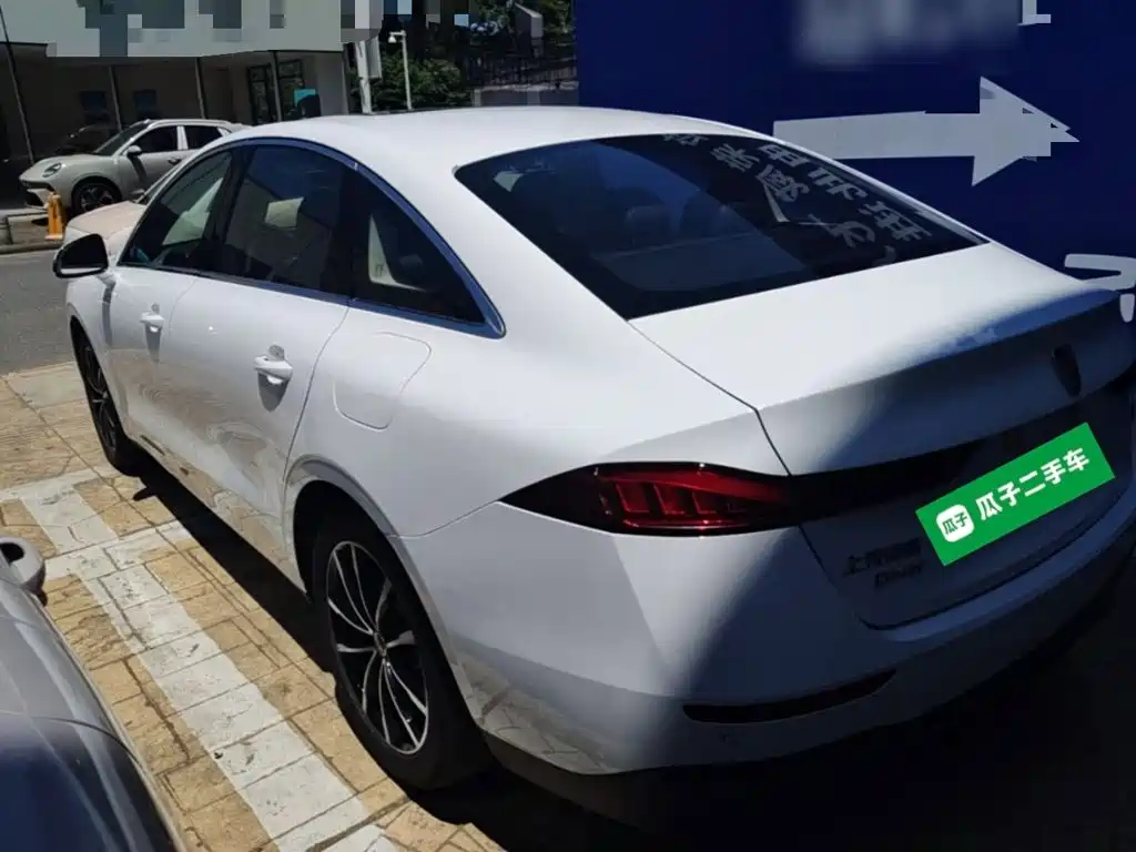 Roewe D7 2025 DMH 125km Champion