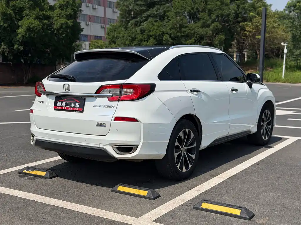 Honda Avancier — миниатюра 5