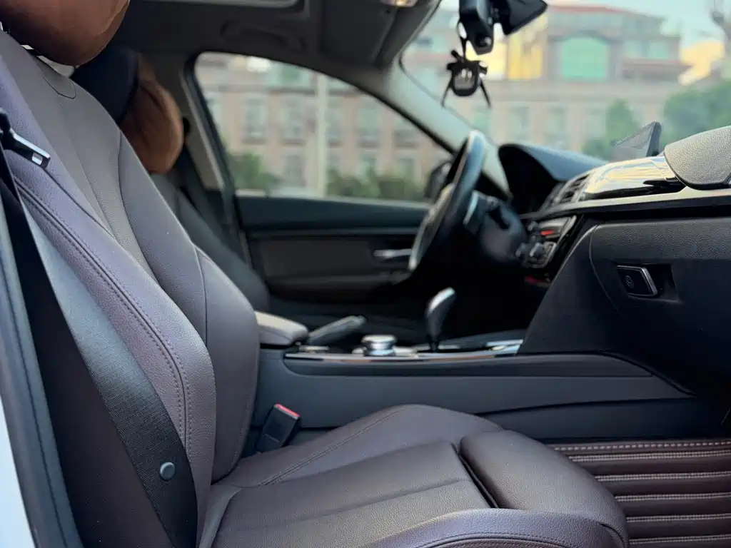 BMW 3 Series — миниатюра 16