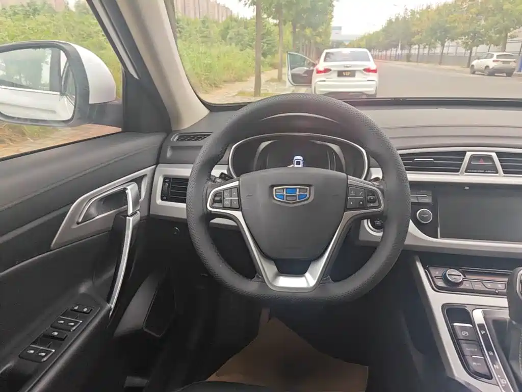 Geely Boyue — миниатюра 11