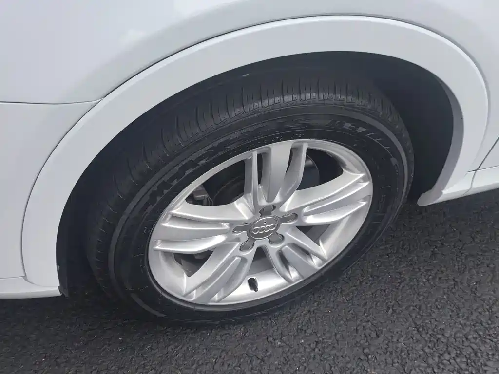 Audi Q3 — миниатюра 5