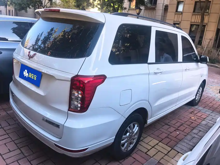 Wuling Hongguang — миниатюра 3