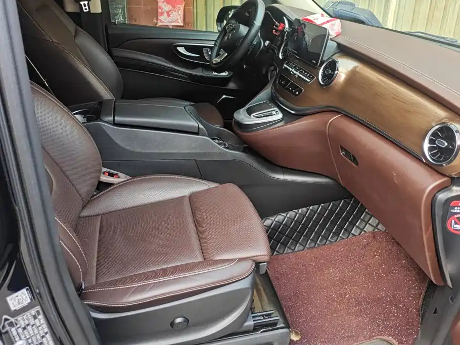 Mercedes-Benz V-Class — миниатюра 8