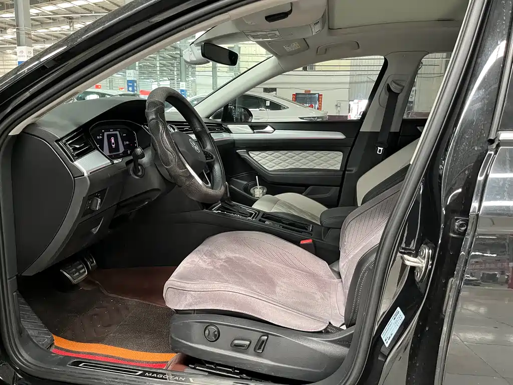Volkswagen Magotan 2023 200 330TSI DSG Luxury