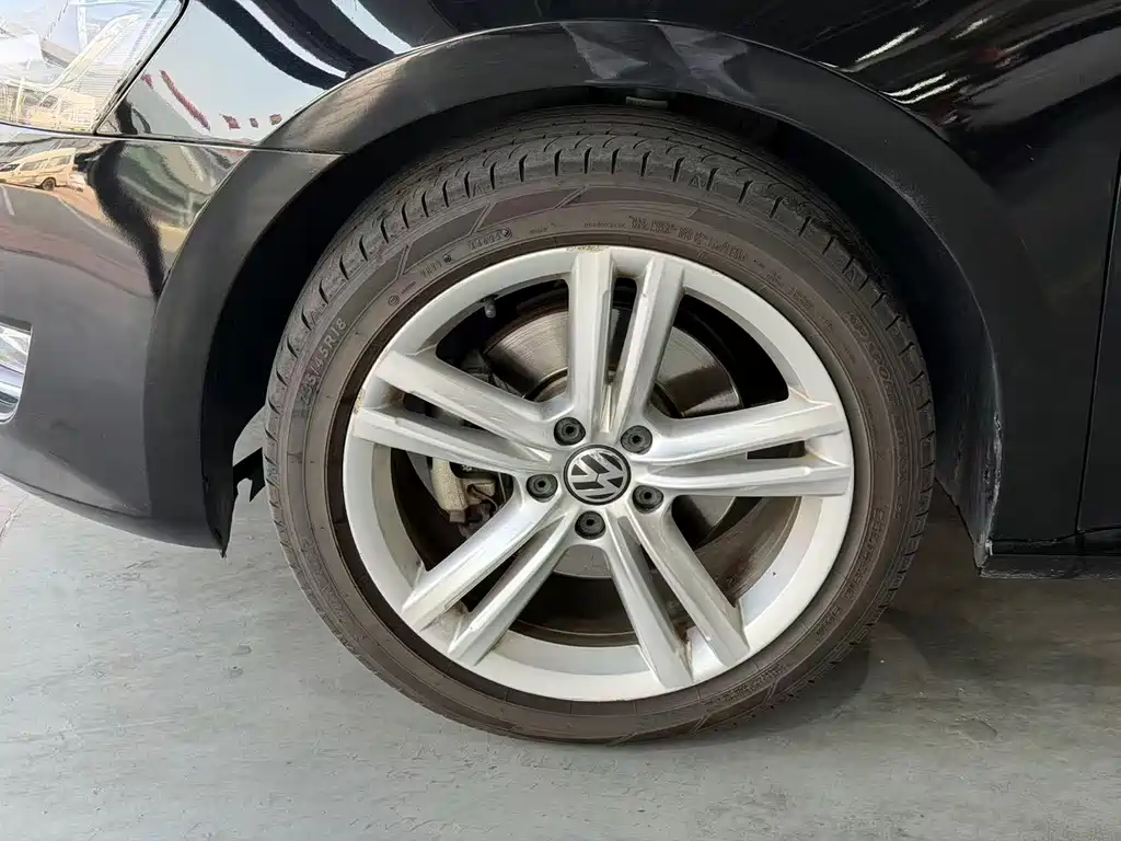Volkswagen Passat — миниатюра 4