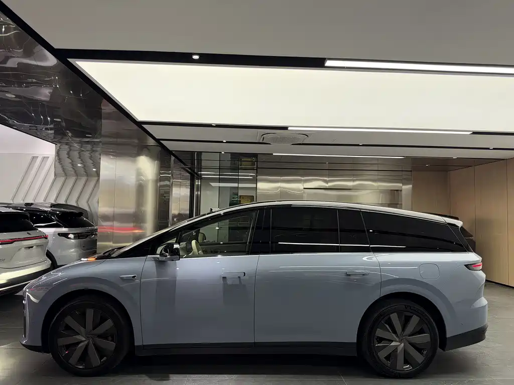 Li Auto Li i8 — миниатюра 14