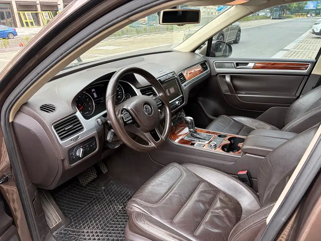 Volkswagen Touareg — миниатюра 7