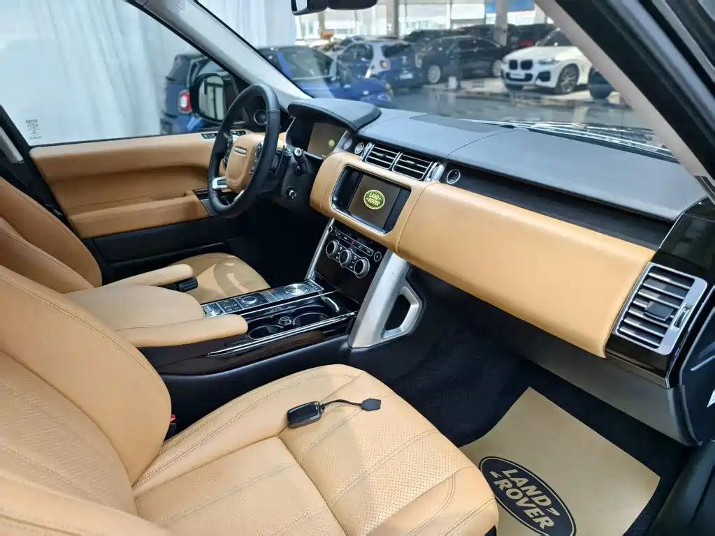 Land Rover Range Rover — миниатюра 7
