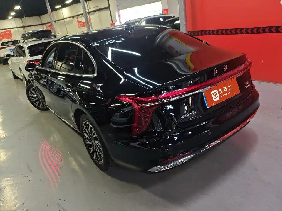 Hongqi Hongqi H5 — миниатюра 6