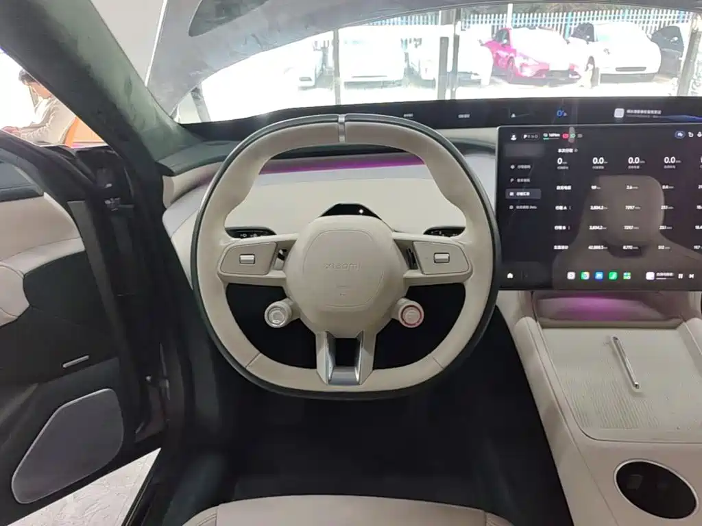 Xiaomi YU7 — миниатюра 11